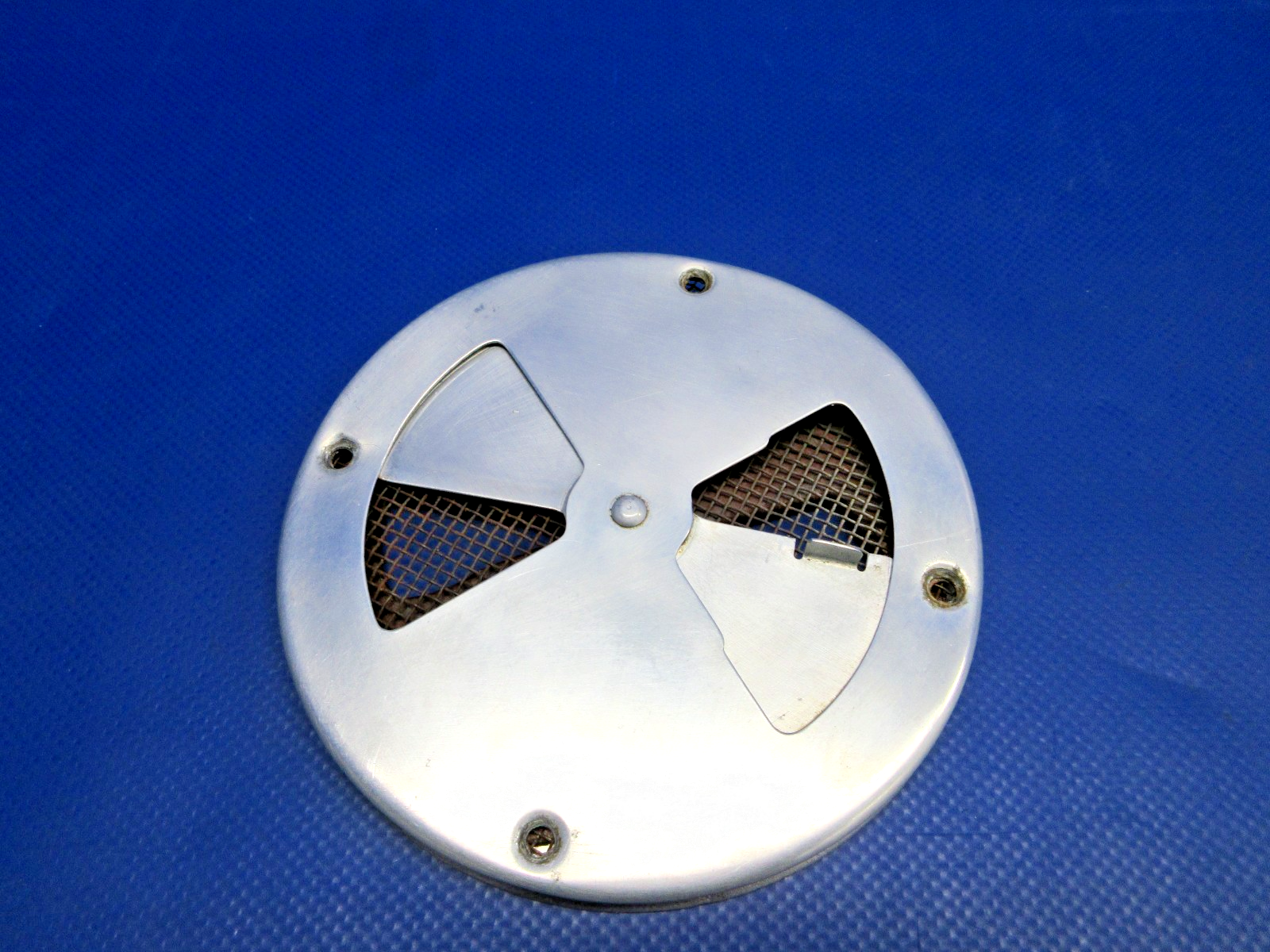 Beech 95 /D95A Travel Air Cabin Exhaust Valve Shutter P/N 96-550015-9 (0326-780)4