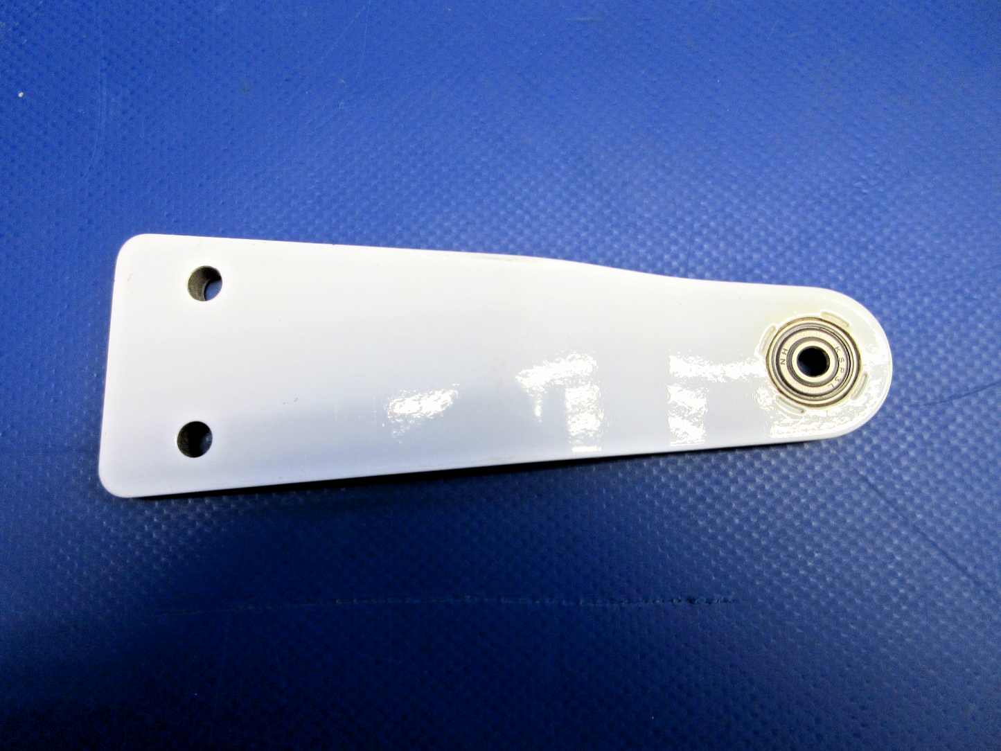 Cirrus SR20 / SR22 Aileron INBD Hinge P/N 16818-003 NOS (0326-899)1