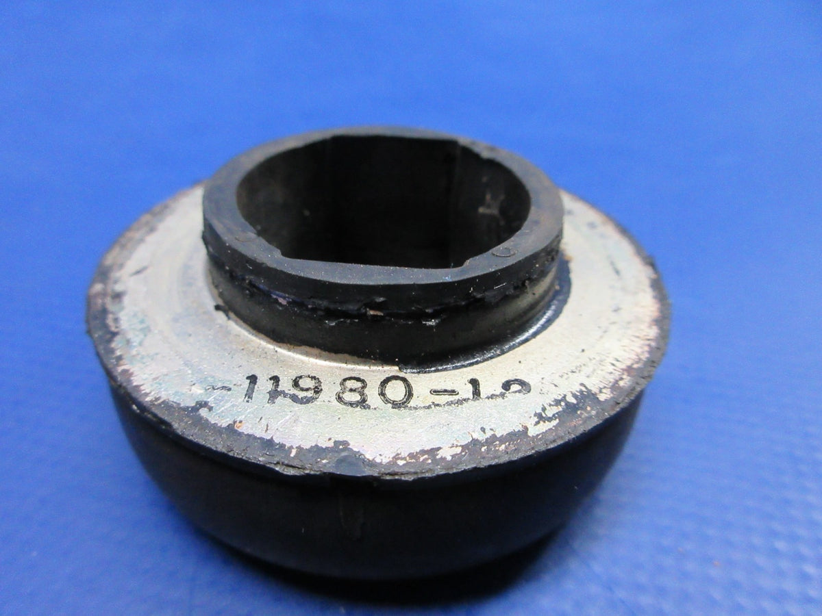 Barry Engine Shock Mounts P/N 94150-40 LOT OF 4 (0926-764)10