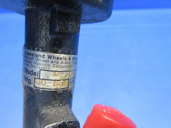 Grumman AA-1B Cleveland Brake Master Cylinder P/N 10-34 (0424-1389)