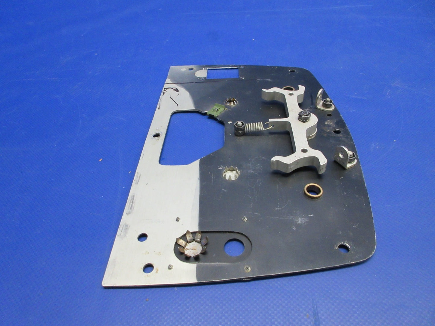 Beech D95A Travel Air Fuel Selector Valve Cover Plate P/N 96-920011-11 (0326-7599