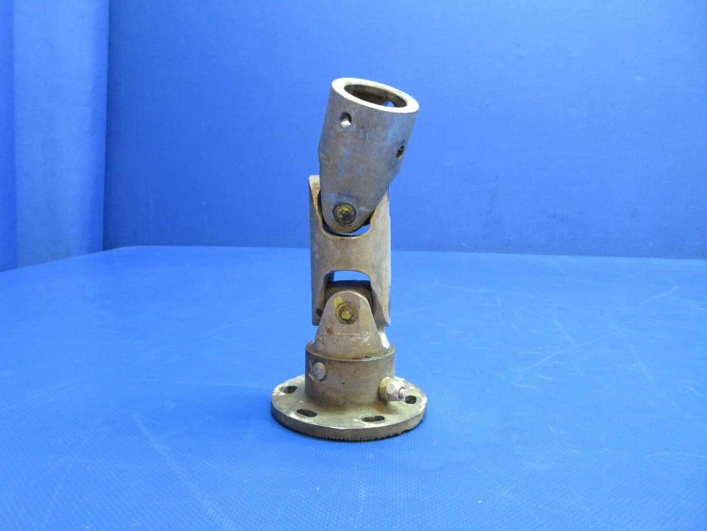 Cessna 337E RH U-Joint & Adapter Assy MG Actuator P/N 1541037-2 (0924-1298)