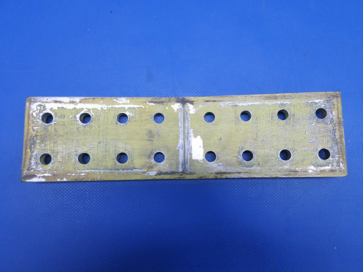Piper PA-23-250 Aztec Front Spar Attachment Bottom Plate P/N 17475-04 (0624-845)