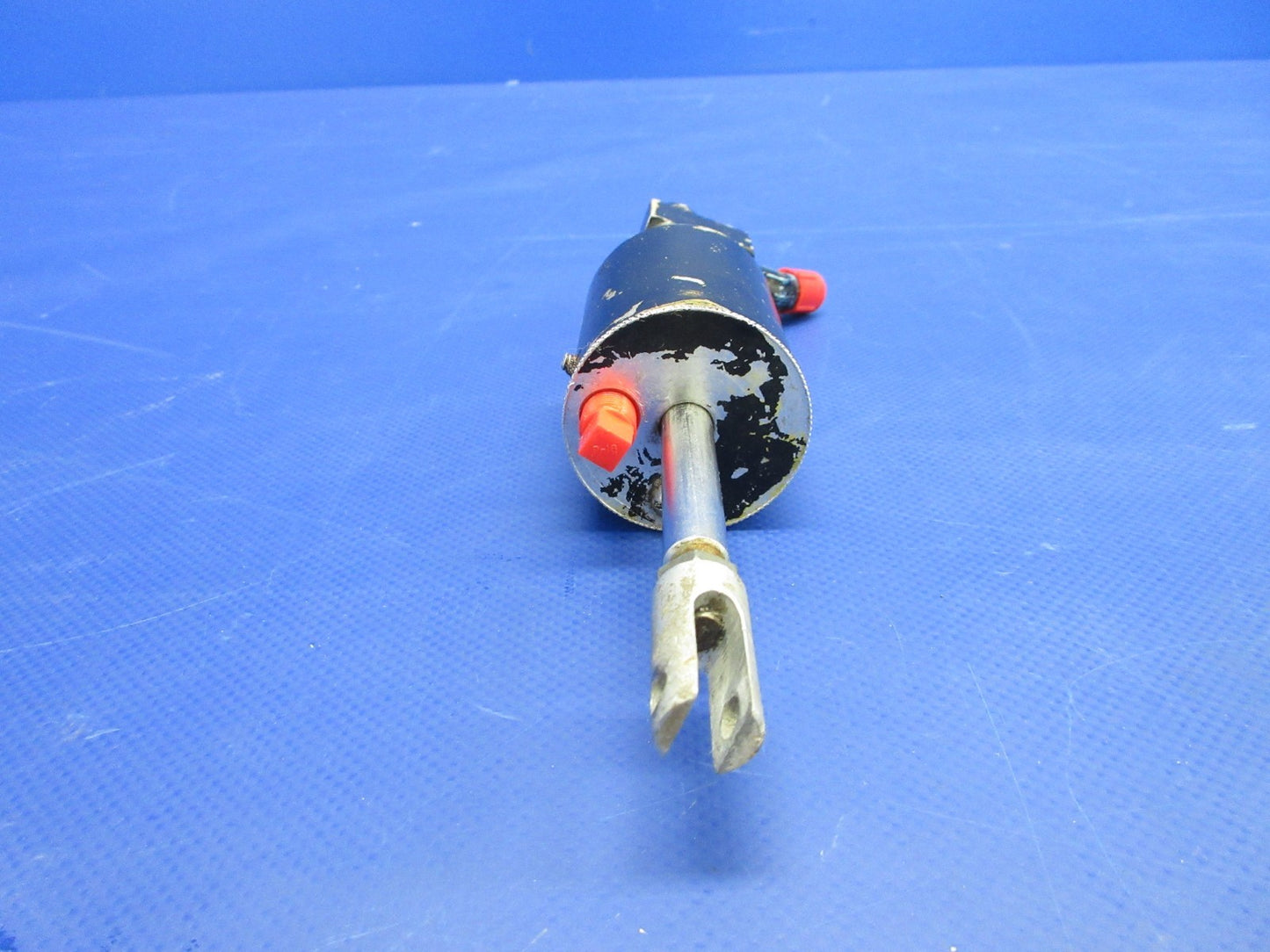 Cessna 310 / 310I Brake Master Cylinder P/N 0861710-5 (0326-878)5