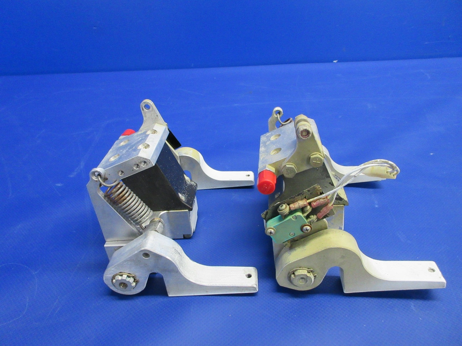 STOL Kit Spoilers, Brackets & Hydraulic Motor w/STC SA1558SW TESTED (0326-724)14