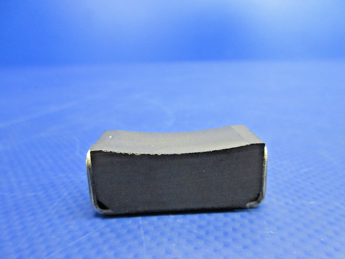 Beech Propeller Carbon Block Unit P/N A-3026 NOS (0426-879)3
