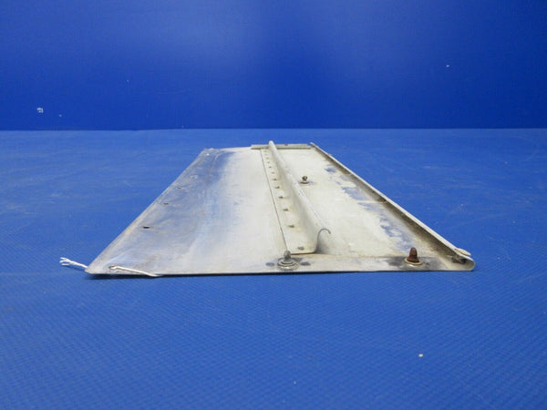 Cessna 337 / P337H Removable Flap Gap Panel Assy LH P/N 1522020-7 (0724-2015)