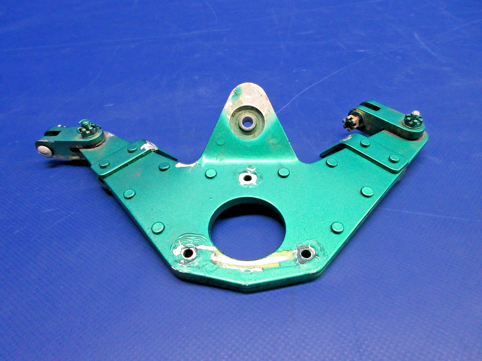 Cessna 310 / 310I Rudder Bellcrank P/N 0831325-1 (0326-889)6