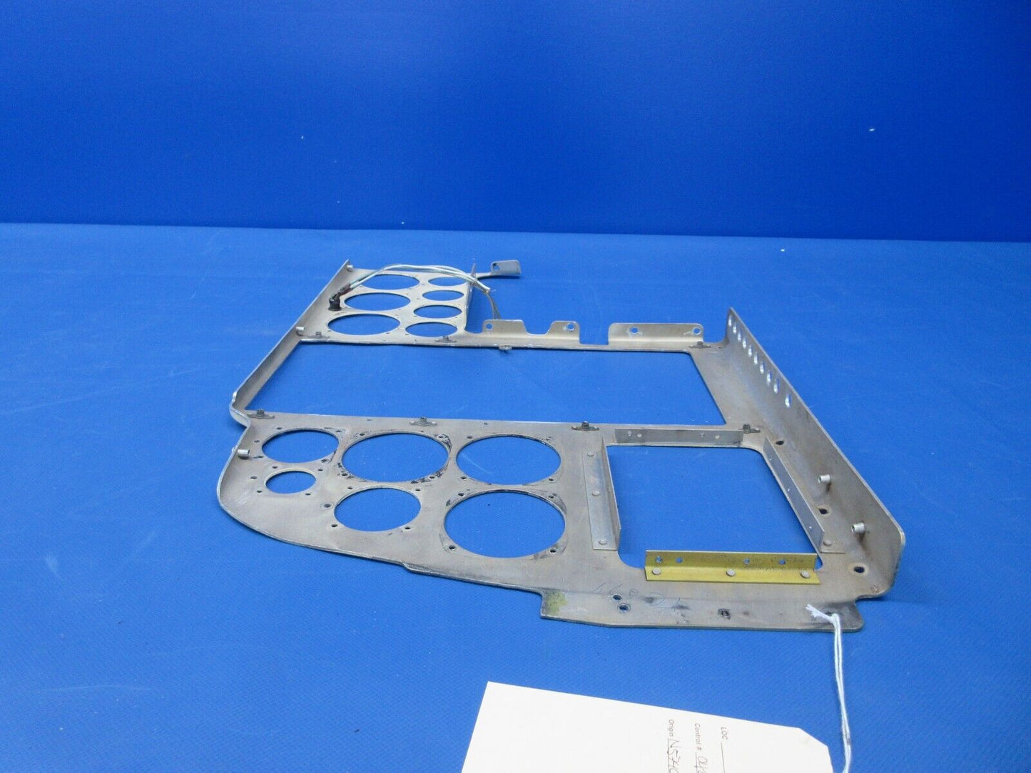 Beech 95 / D95A Travel Air Main Instrument Panel Cover RH 96-324030-7 (0424-669)