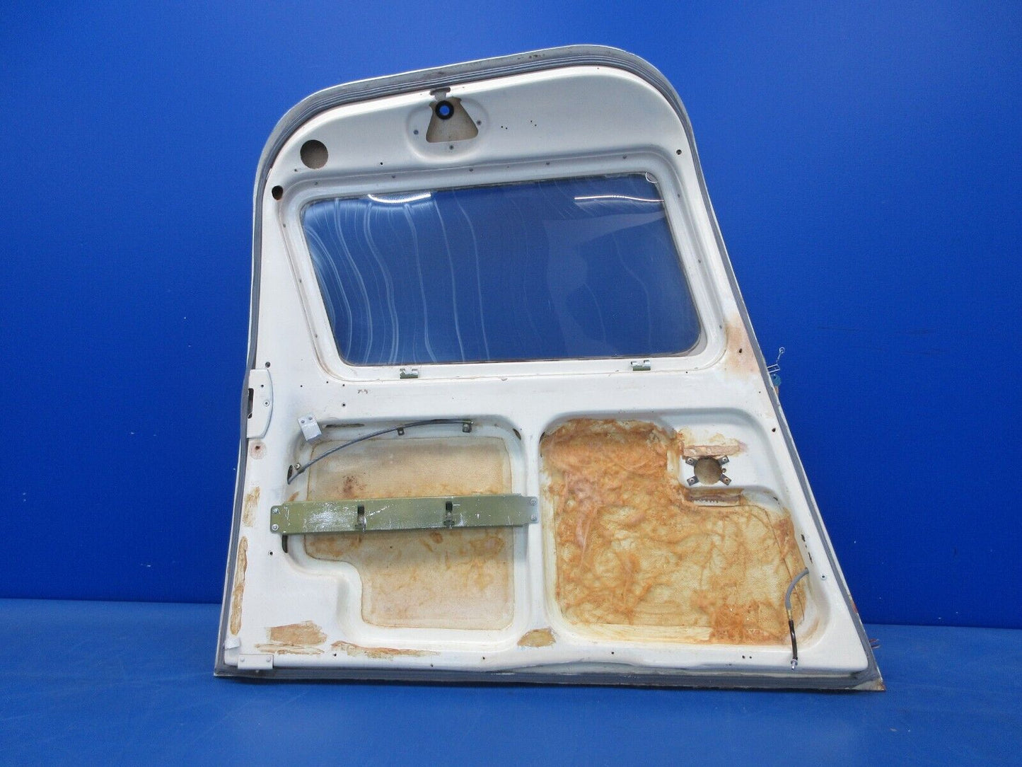 Piper PA-32RT-300T Lance II Aft Cabin Door Assy w/ Key P/N 96981-09 (1024-2004)