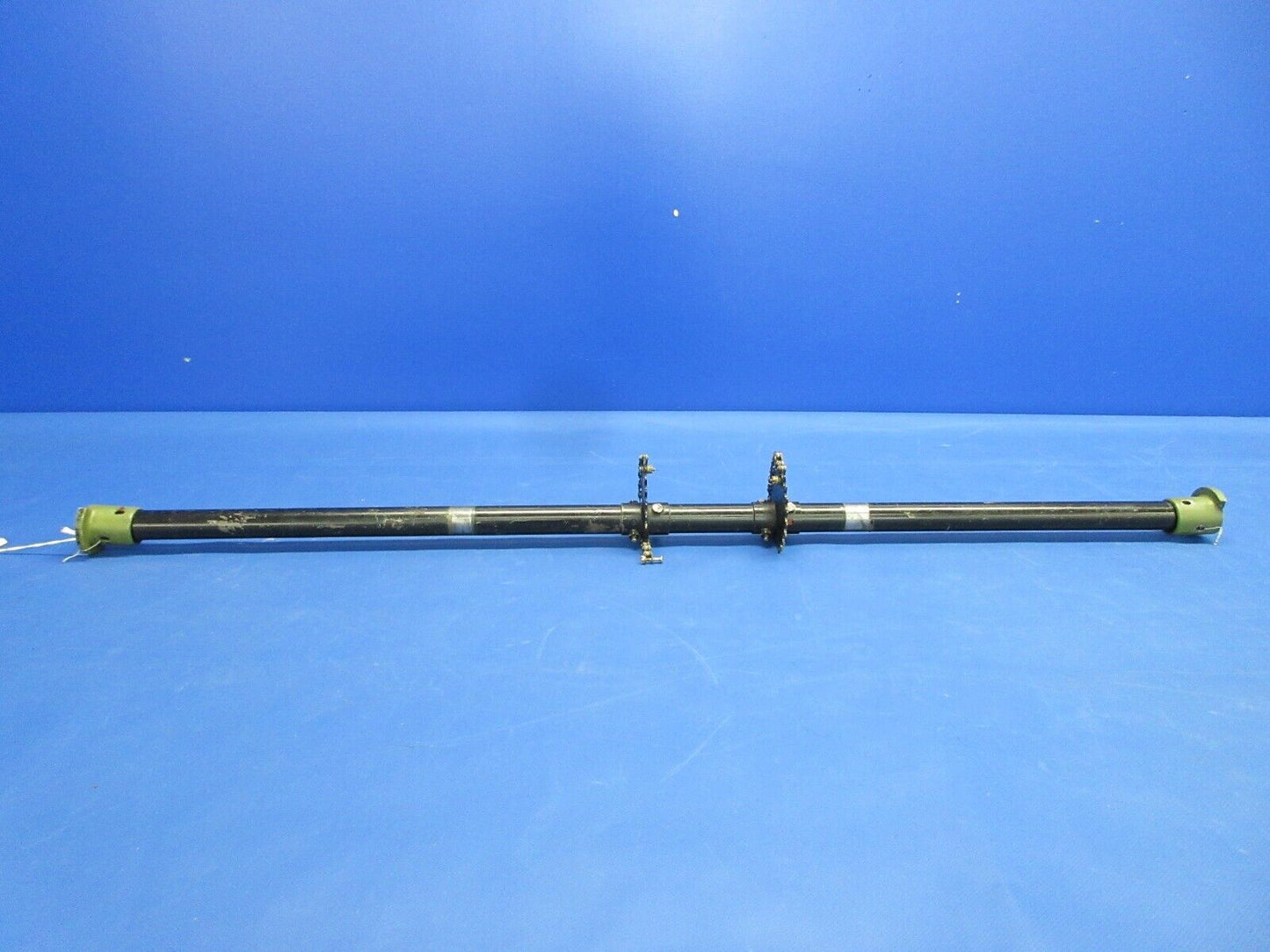 Piper PA-34-200T Seneca II Flap Torque Tube Assy P/N 68451-02 (0524-2062)