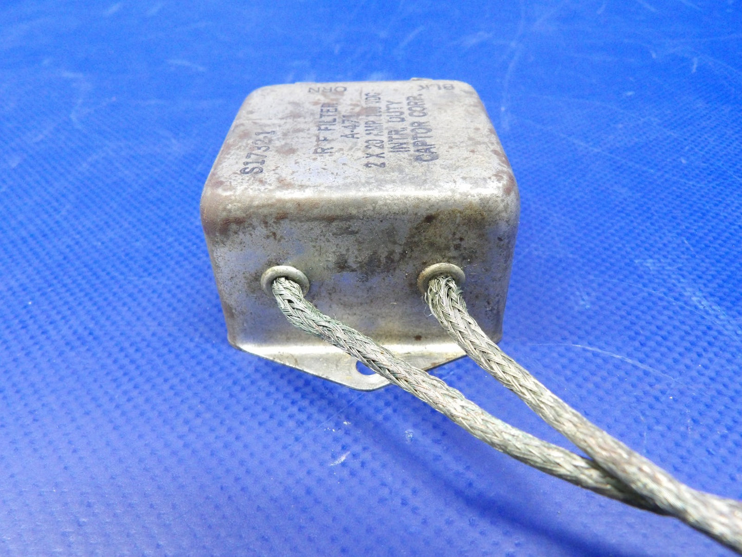 Cessna 182 / 182L Flap Actuator Motor 14V P/N C301001-0207 TESTED (0626-1516)11