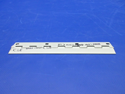 Cessna Aileron Hinge P/N 0523816-1 NOS (0326-1001)12