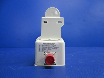Whelen D-90029-03 RH Strobe Wing Tip Light 28V P/N  100-384118-25 NOS (0326-700)4