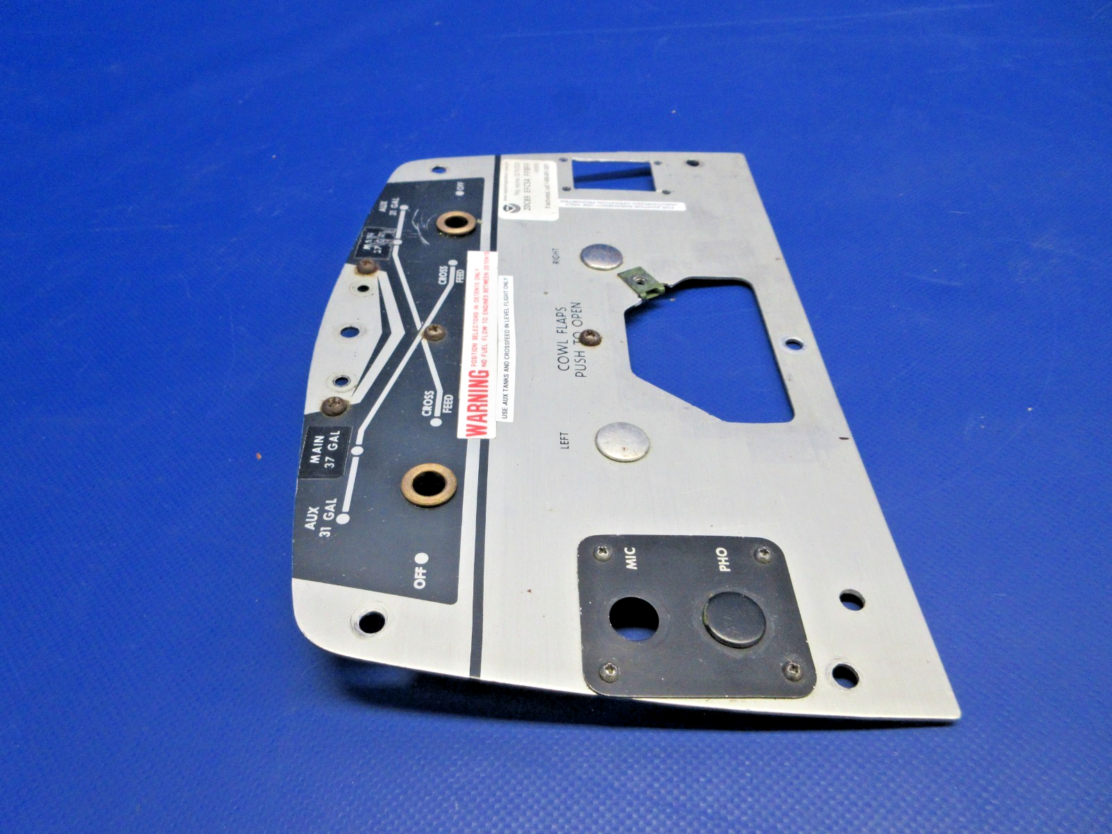 Beech D95A Travel Air Fuel Selector Valve Cover Plate P/N 96-920011-11 (0326-7597