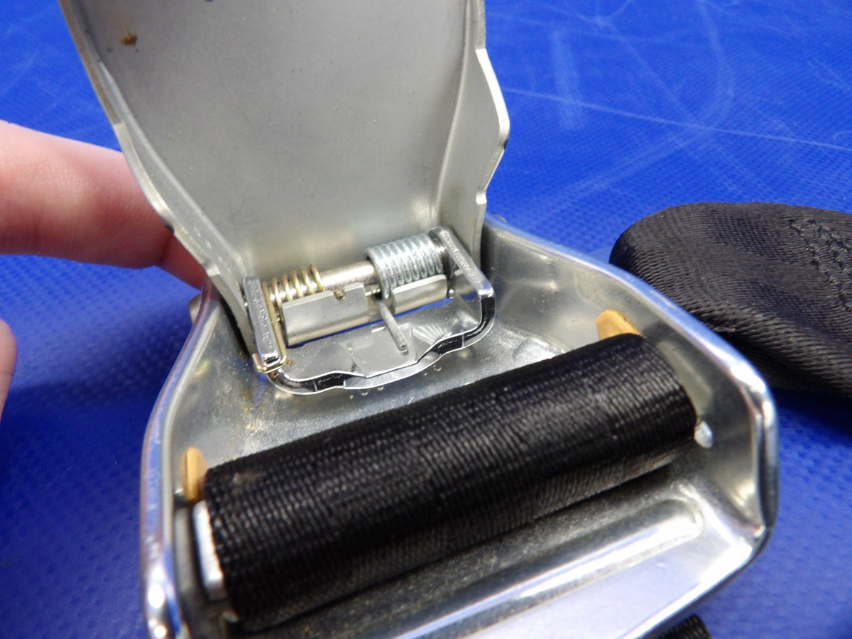 Cirrus SR22 AmSafe Retractable Seat Belt P/N 4089-1-011-2396 (0926-1212)8
