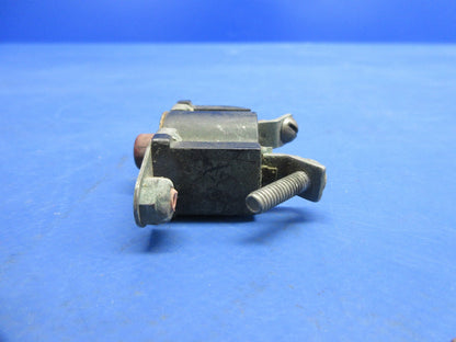 Bell 47J-2 Helicopter Assorted Switches & Circuit Breakers 43A8304 (1124-894)12