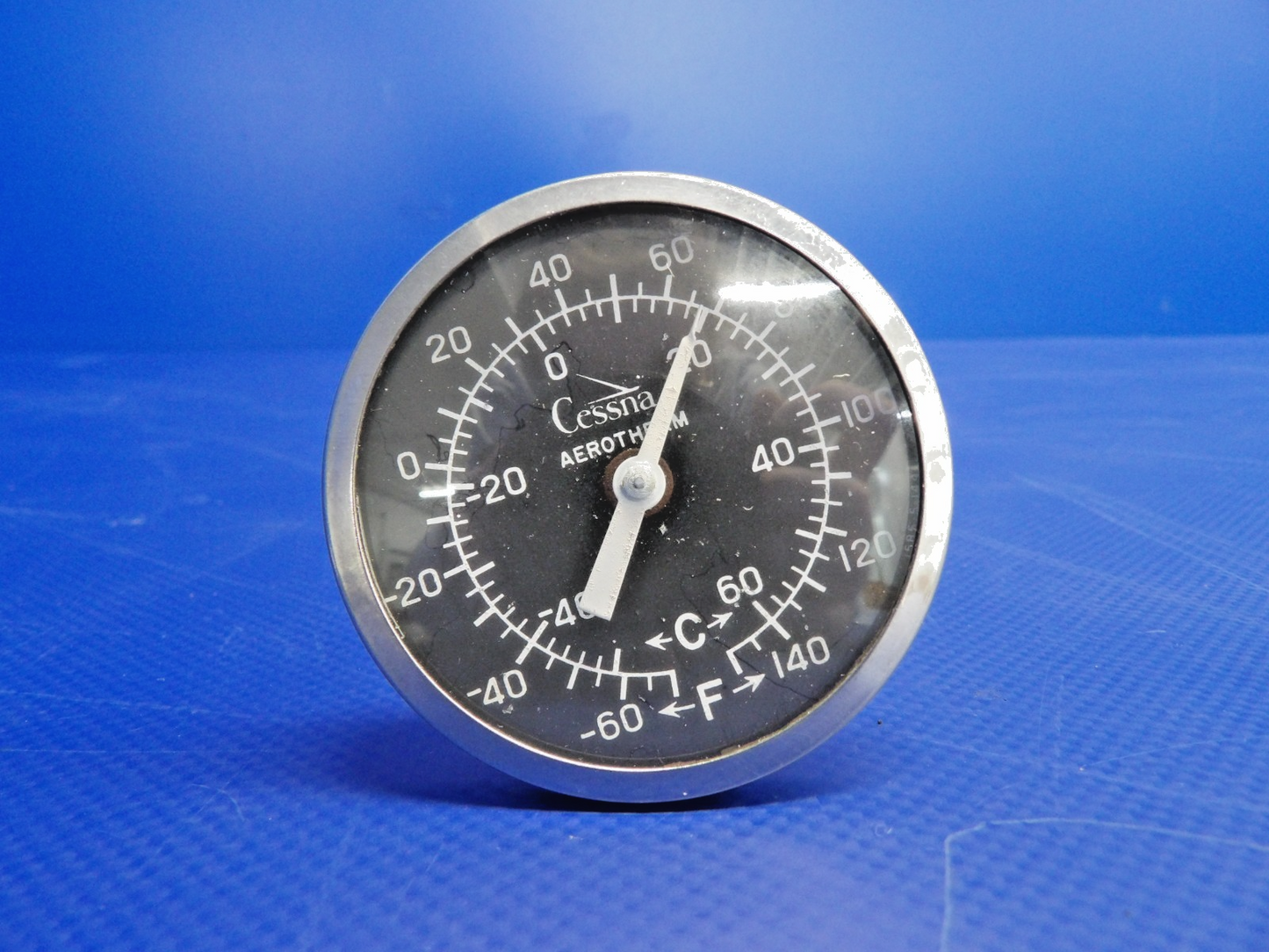 Cessna 172 / 172G Outside Air Temperature Gauge S1322-1 (0326-1214)0