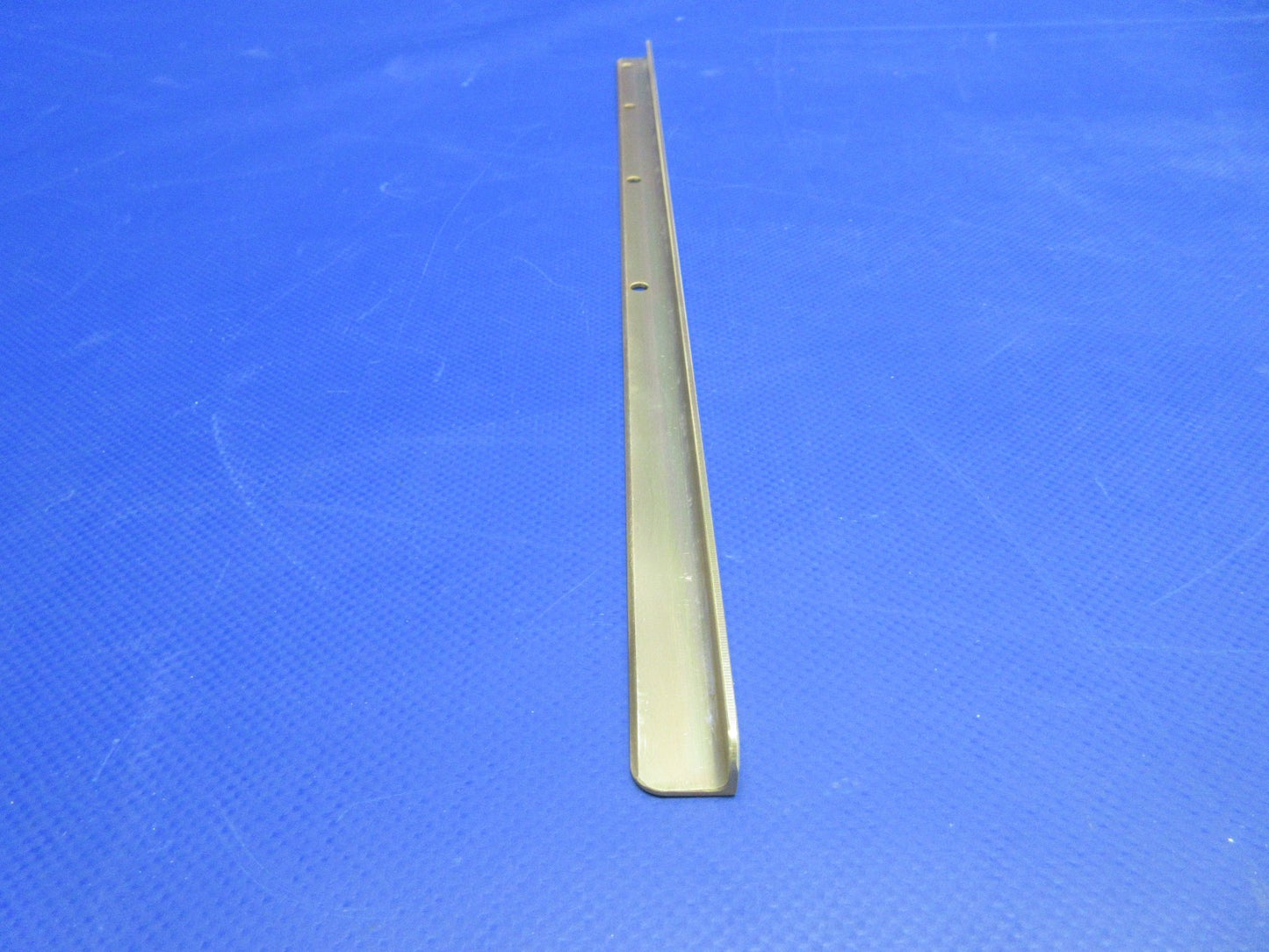 Cirrus Crew Seat Tray Retainer P/N 14335-003 NOS (0326-704)3