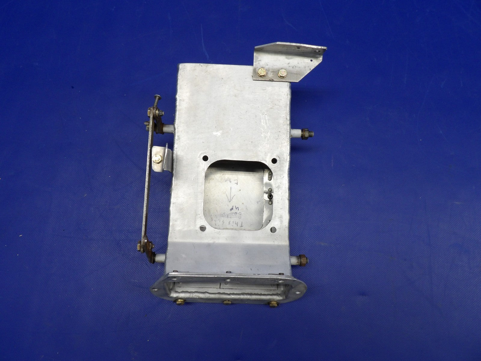 Beech D95A Travel Air Left Hand Air Box P/N 95-919117-5 (0226-514)4