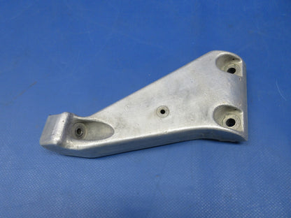 Bell 47J-2 Main Rotor Hub Grip Control Horn P/N 47-120-126-5 (1124-1365)0
