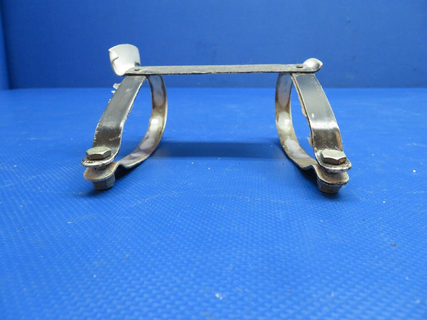 Cessna 172 / 172P RH Strut Step Assy P/N 0500276-2 (0724-1868)