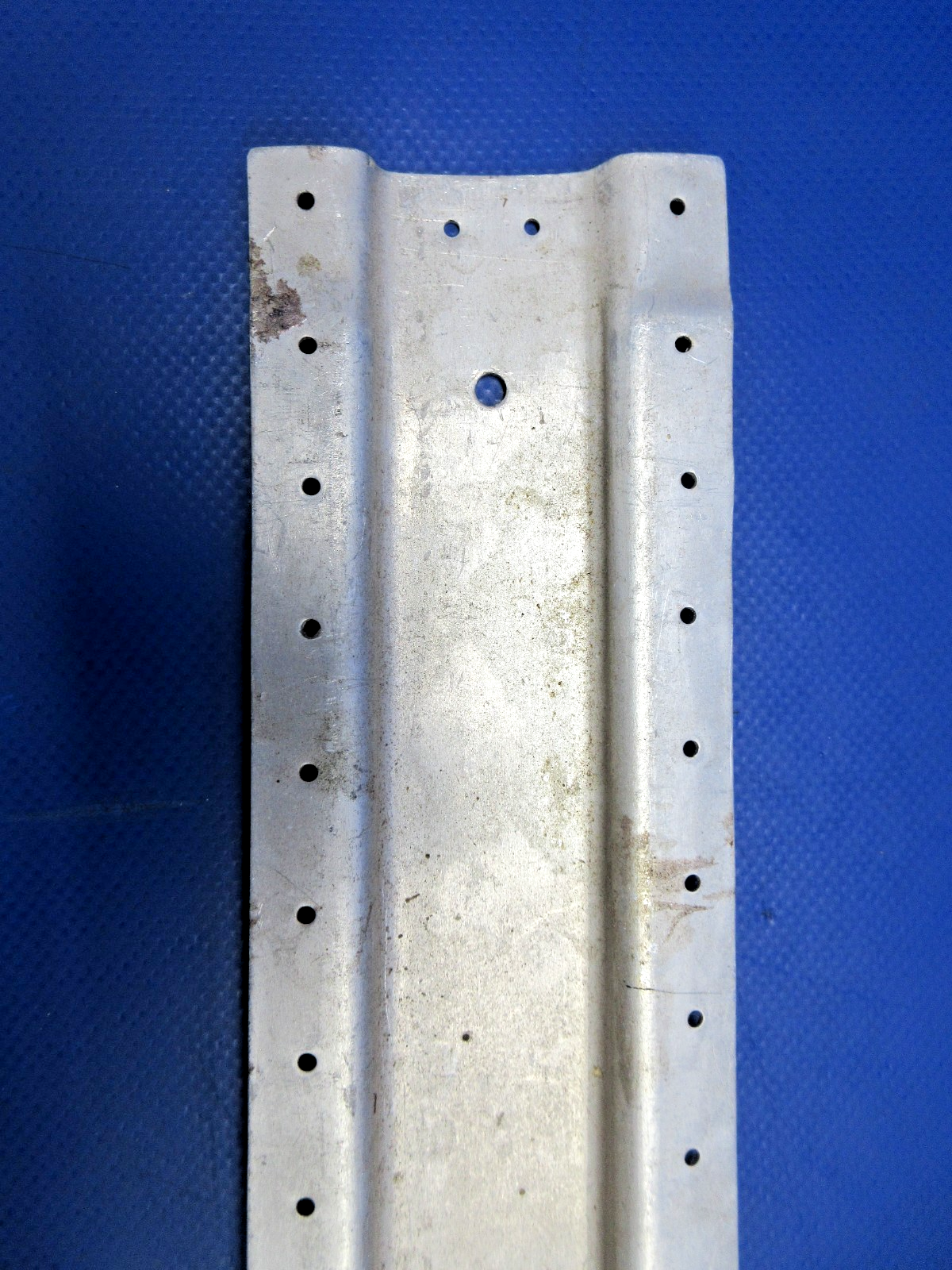 Cessna 182 RH LWR Engine Mount Stringer P/N 0713615-2 NOS (0526-904)11