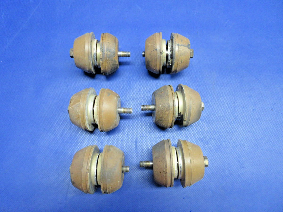 Cirrus SR22 Lord Engine Shock Mount P/N J-9612-43 & J-9612-44 SET (0926-794)1