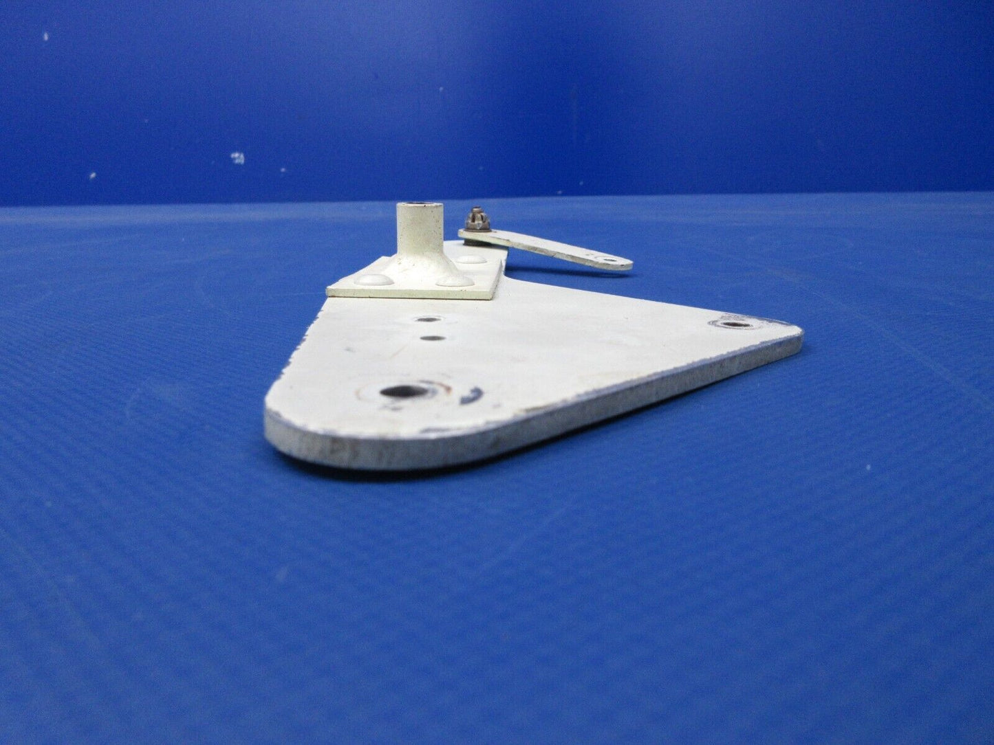 Bellanca 17-31A Viking Flap Bellcrank Assy P/N 192552 (0924-1336)