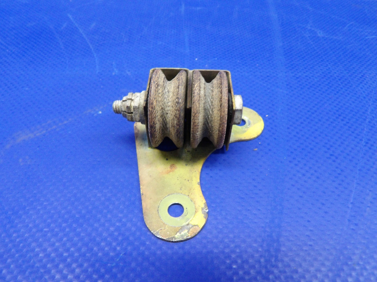Mooney M20 / M20E Retractable Step P/N 8269 (0826-1287)1