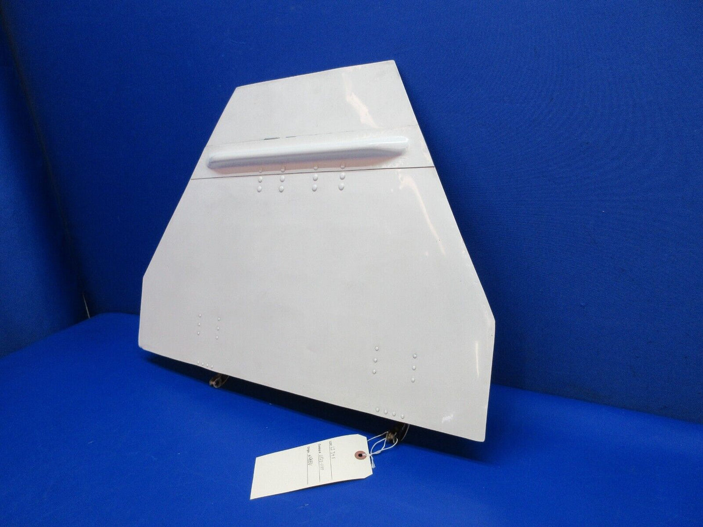 Beech 95-B55 Baron Main Gear Door Assy LH OTBD P/N 35-815055-68 (0523-1155)