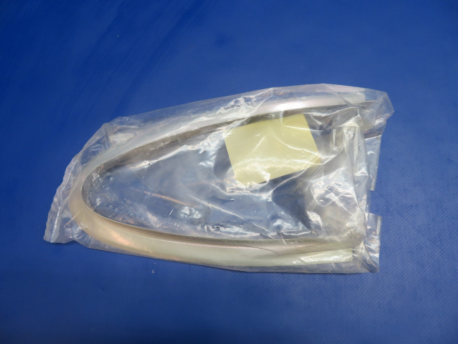 Cessna Station Air Horizontal Stabilizer Fairing RH PN 1212013-2 NOS (0326-1804)1