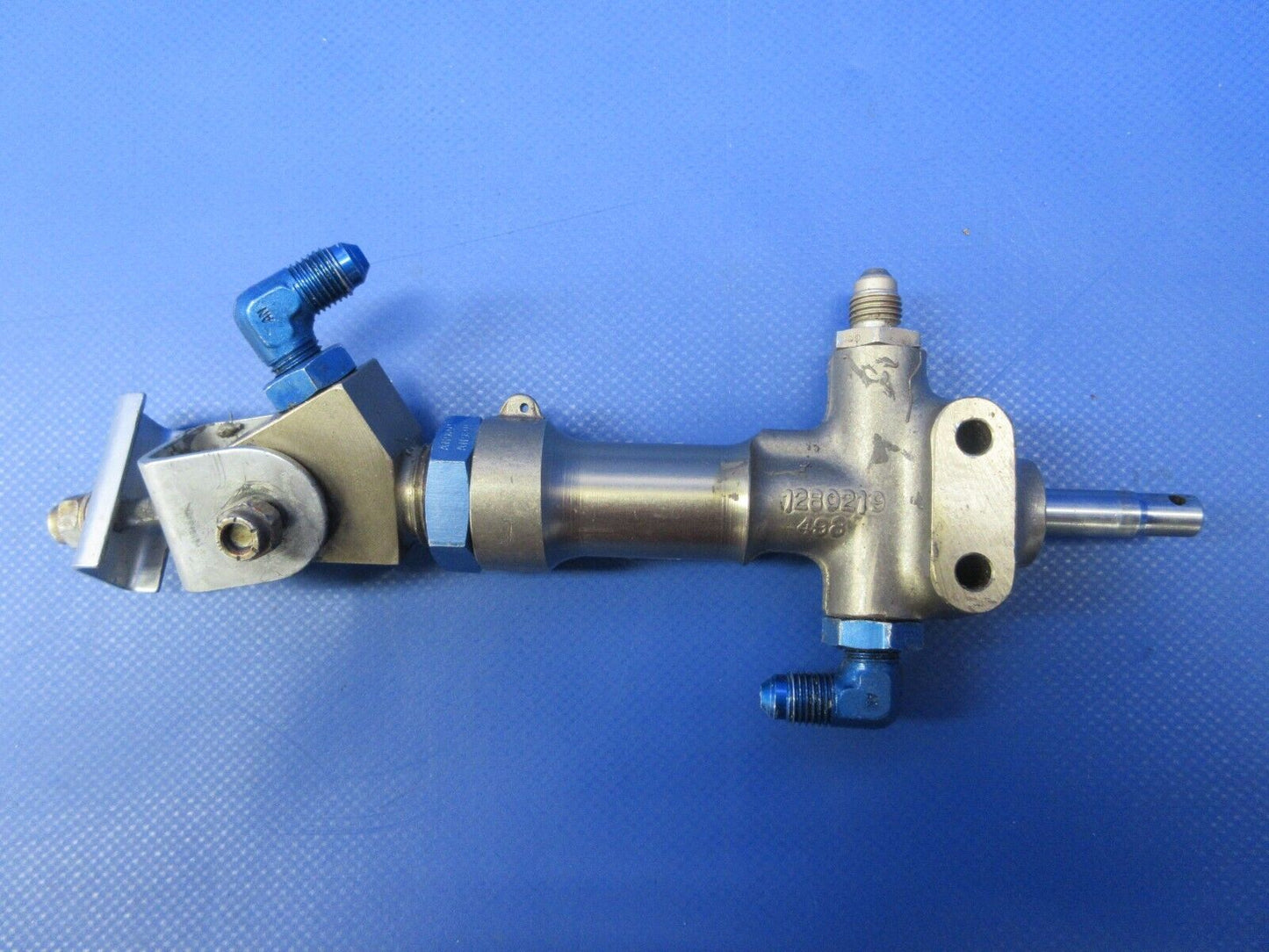 Cessna 337 / P337H Skymaster Main Gear Downlock Actuator 1280504-3 (0724-770)