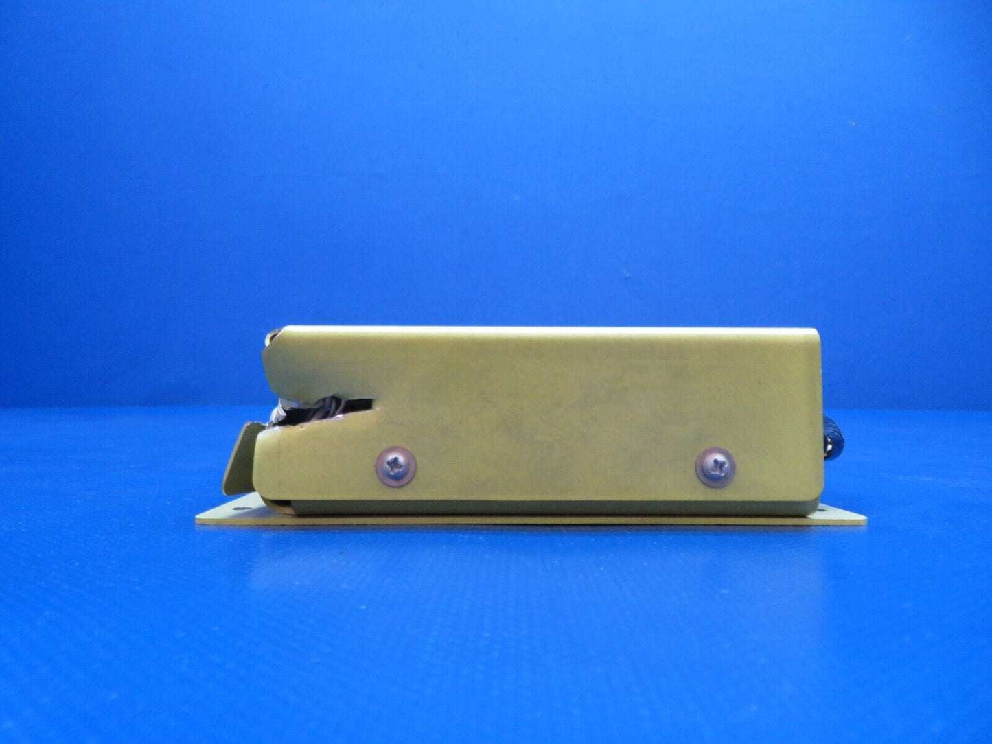 Piper PA-28-181 Archer III Box Assy Annunciator Panel P/N 85359-002 (1124-164)