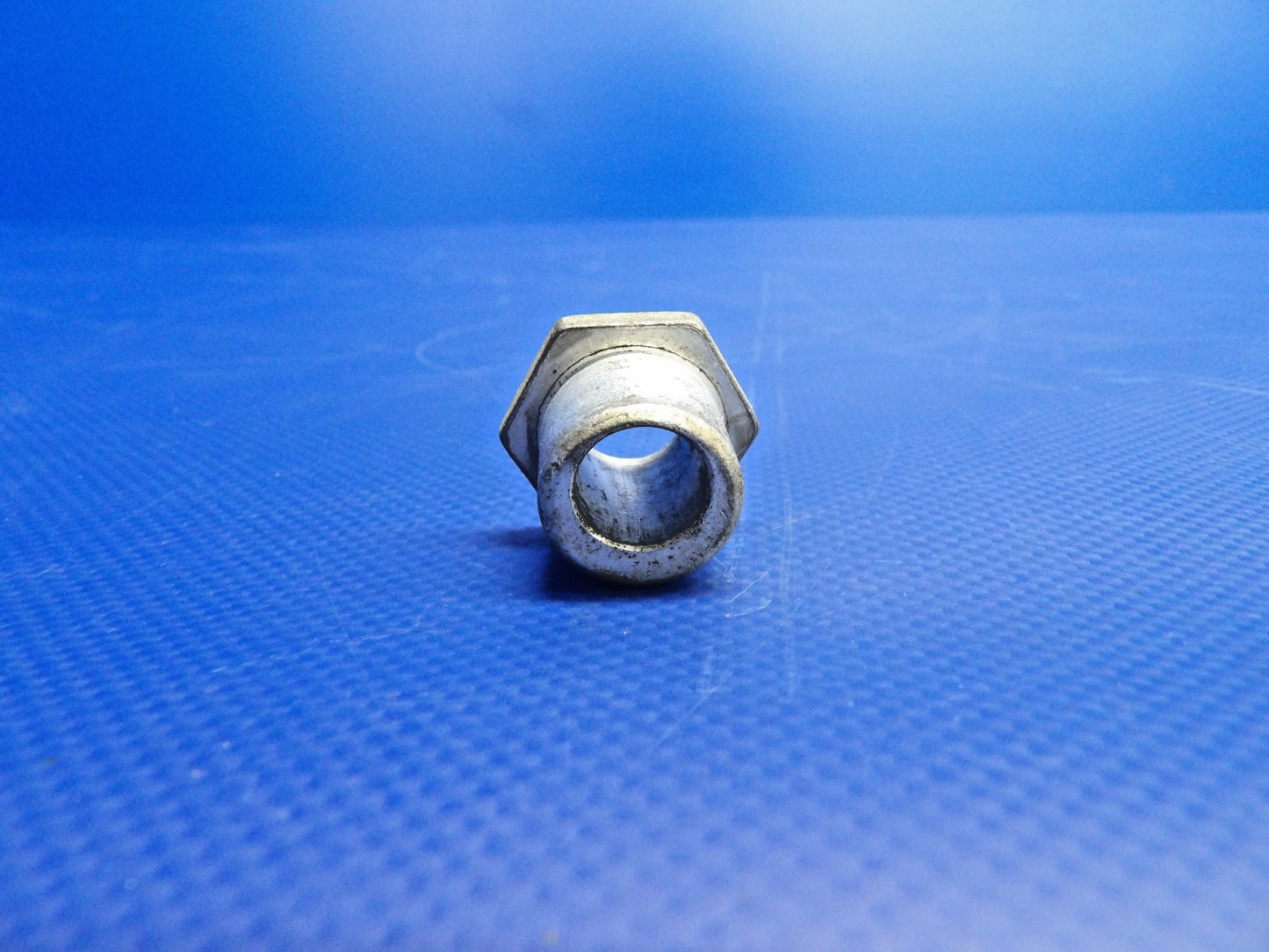 Cessna 172 / 172G Wing Bolt Bushing P/N 0512123 LOT OF 4 (0326-1216)7