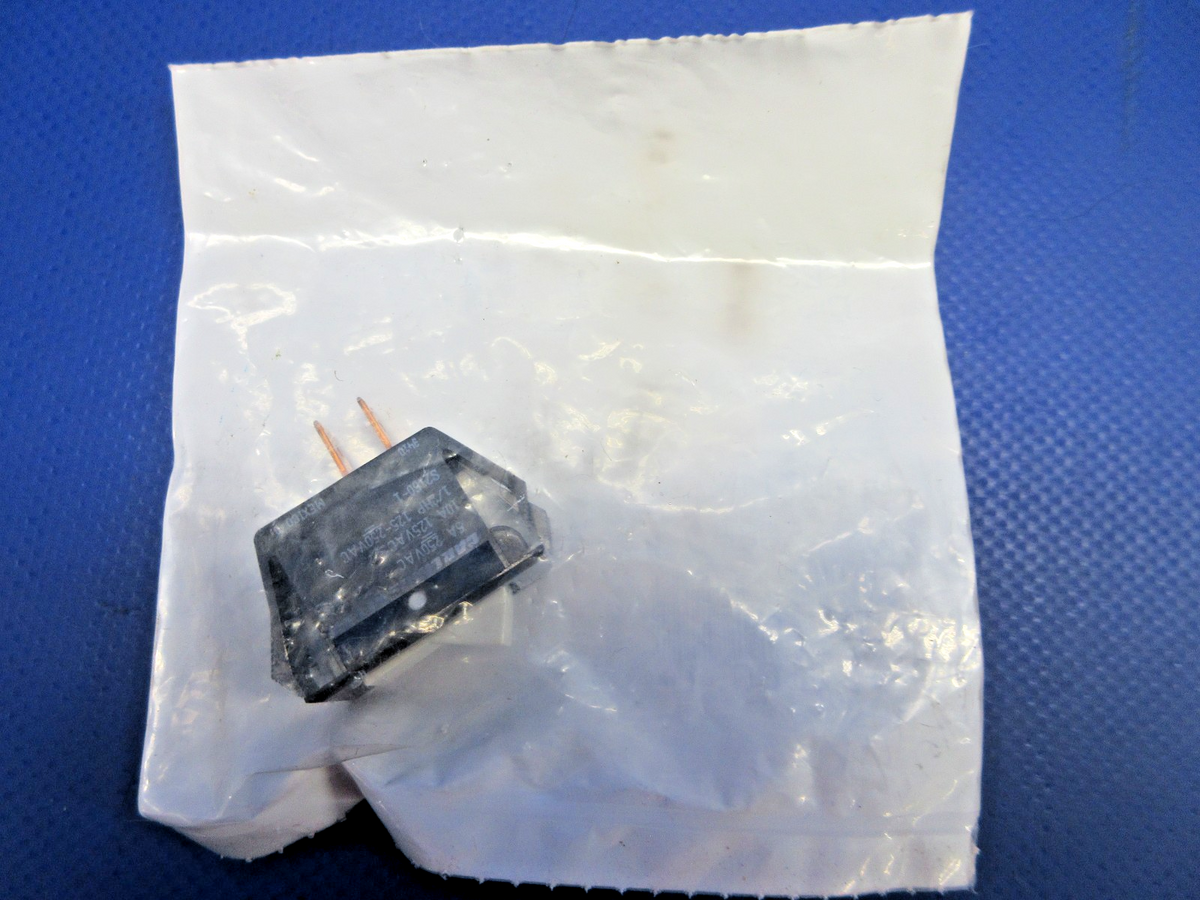 Cessna Rocker Switch P/N S2160-1 LOT OF 10 NOS (0526-940)6