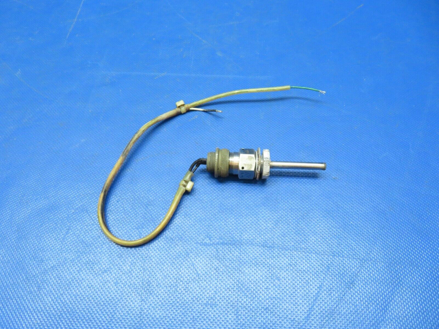 Cessna 337 / P337H Skymaster Norwich Oil Temp Probe 102-00000 TESTED (0824-146)