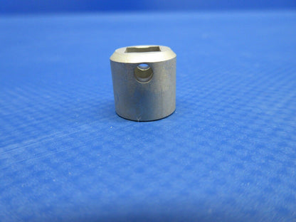 Cessna Fuel Selector Pivot P/N 0511194-4 NOS (0324-757)