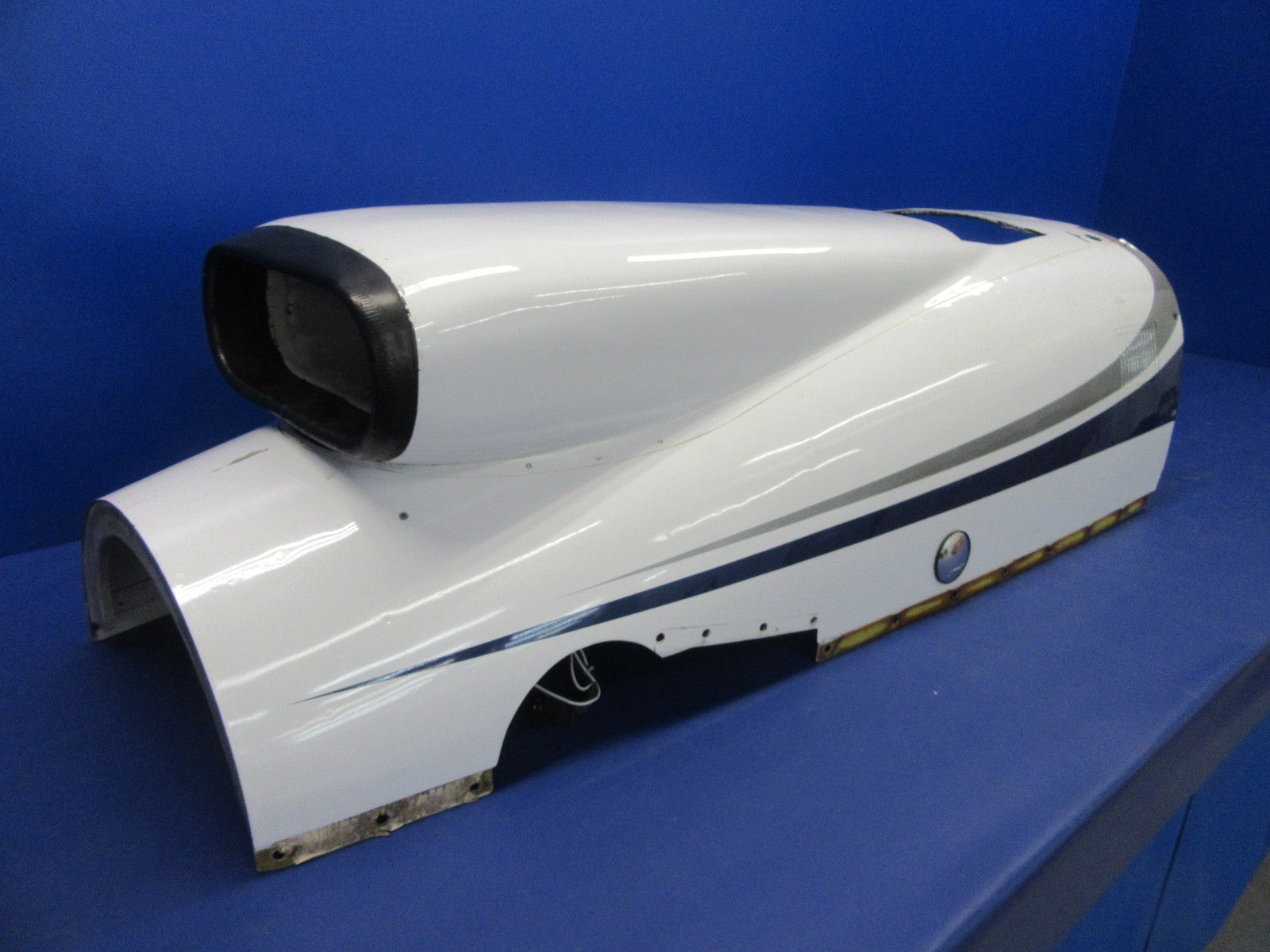 Piper PA-31T1 Cheyenne LH Lower Cowling P/N 50107-25 (0426-12)11