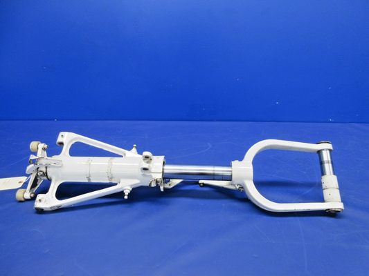 Piper PA-31T1 Cheyenne Nose Gear Strut P/N 45333-05 (0626-2035)0