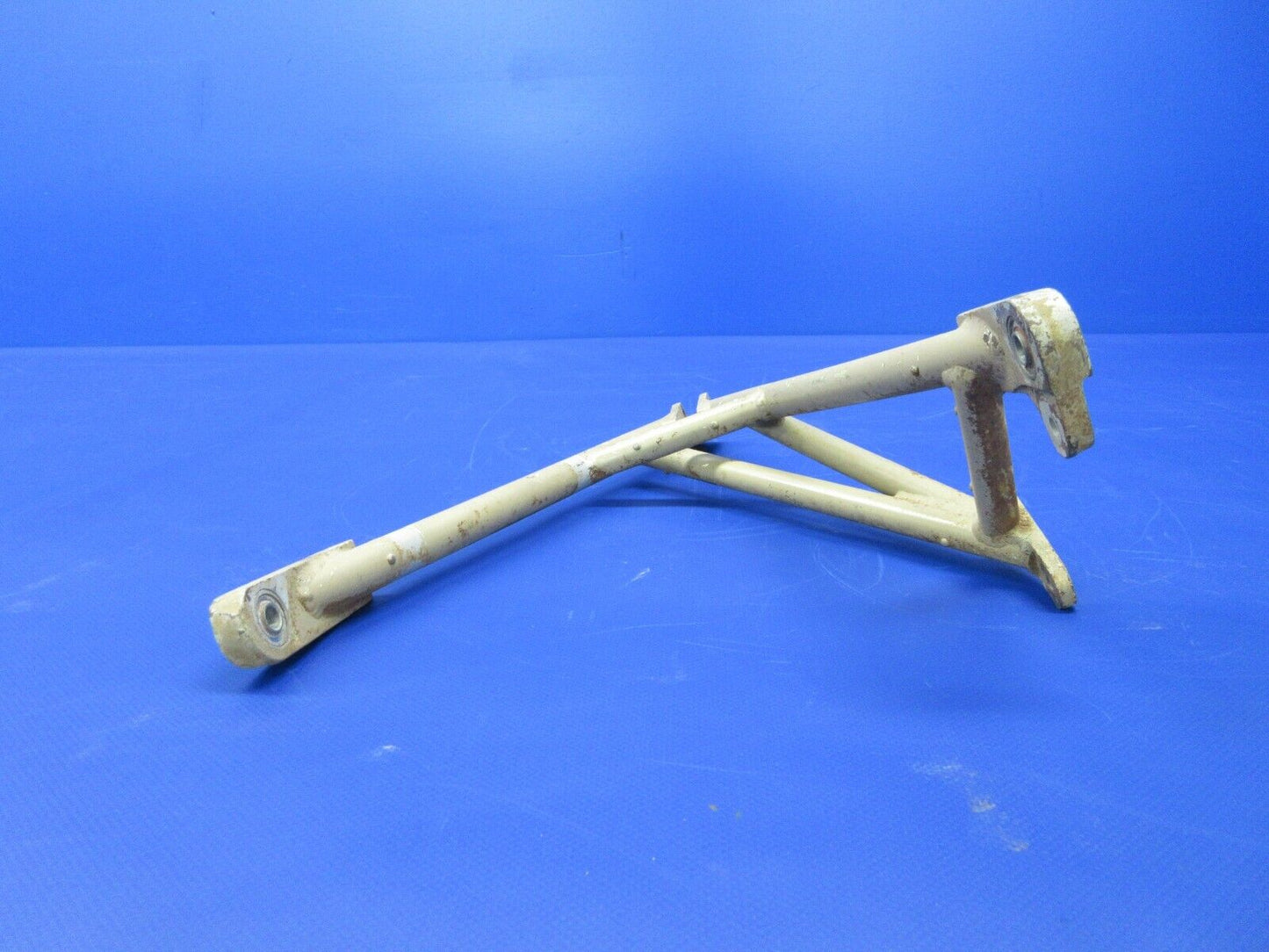 Cessna 421A Nose Gear Drag Brace Truss P/N 5042002-1 (1224-2050)