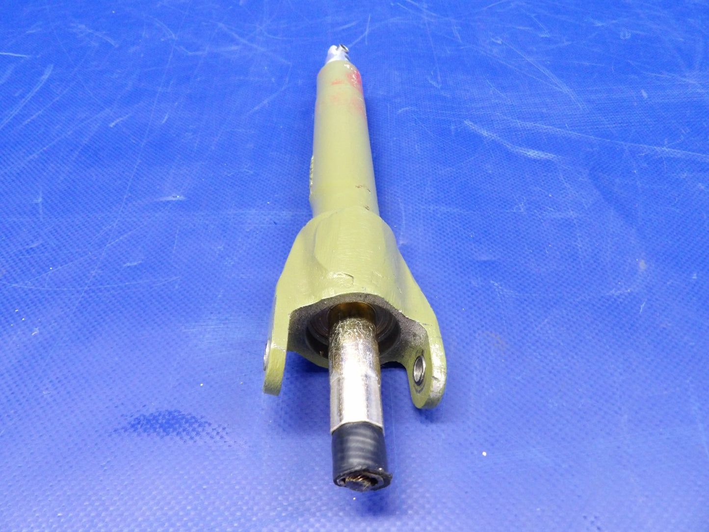 Beech 95 / D95A Travel Air Right Hand Flap Actuator P/N 45-521212-15 (0326-400)15