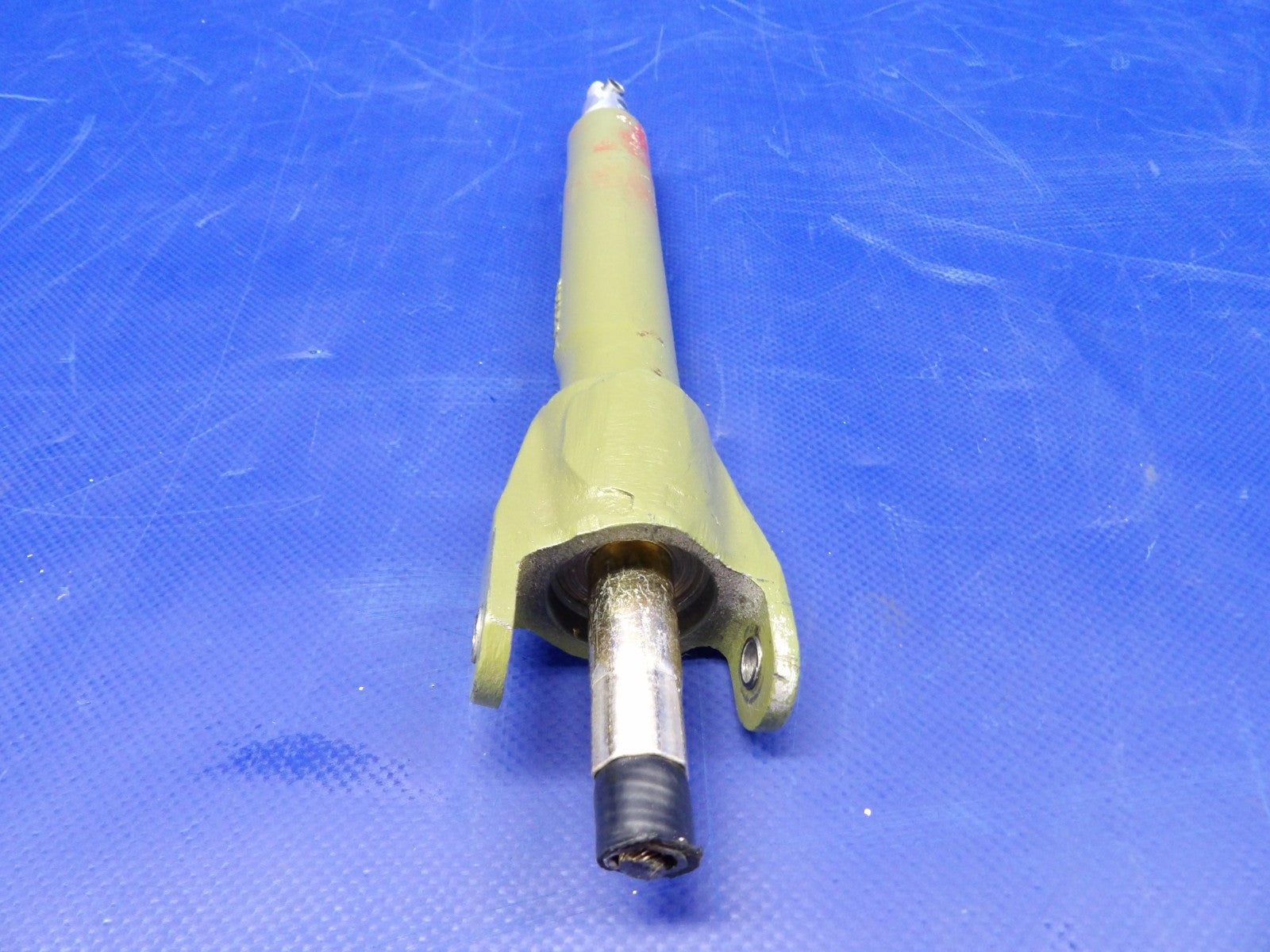 Beech 95 / D95A Travel Air Right Hand Flap Actuator P/N 45-521212-15 (0326-400)15