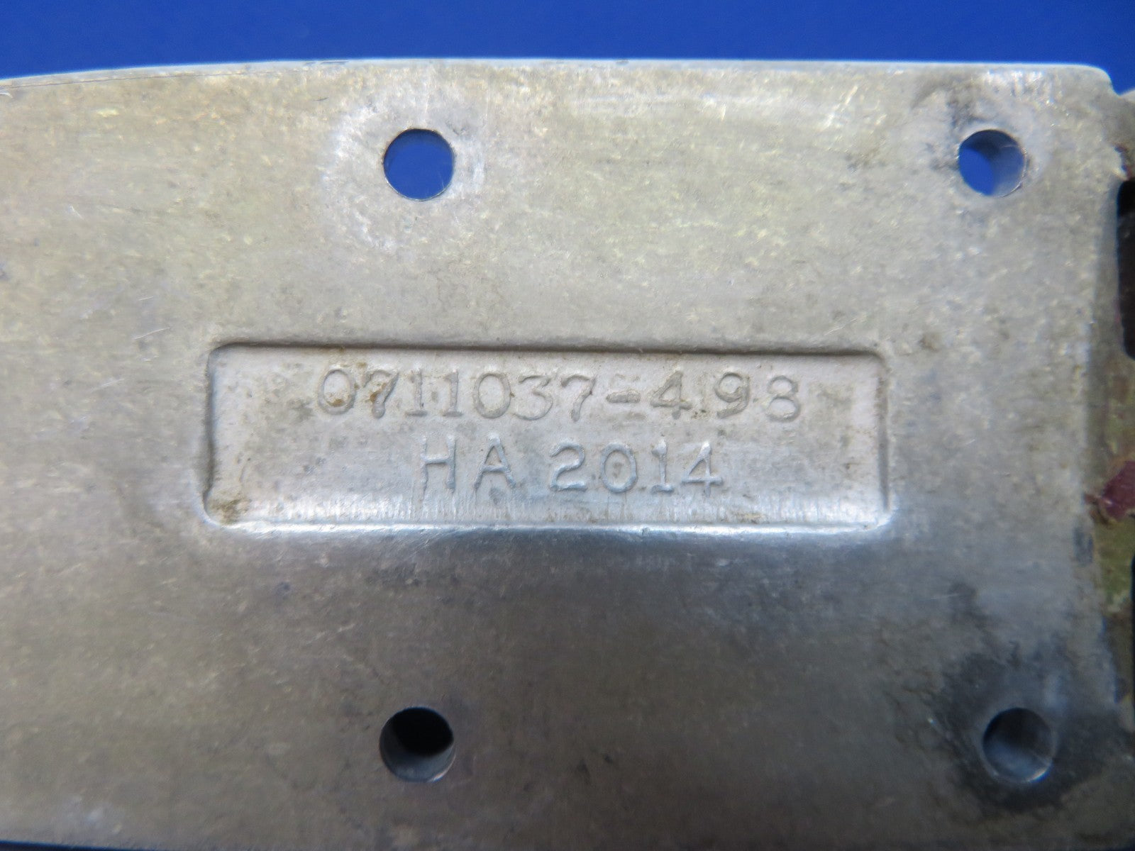 47031404