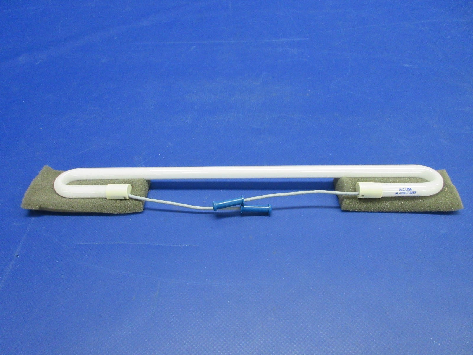 Beech Beech Jet Curved Back Neon Tube Lamp P/N AL-1235-T-355B NOS (0326-723)8