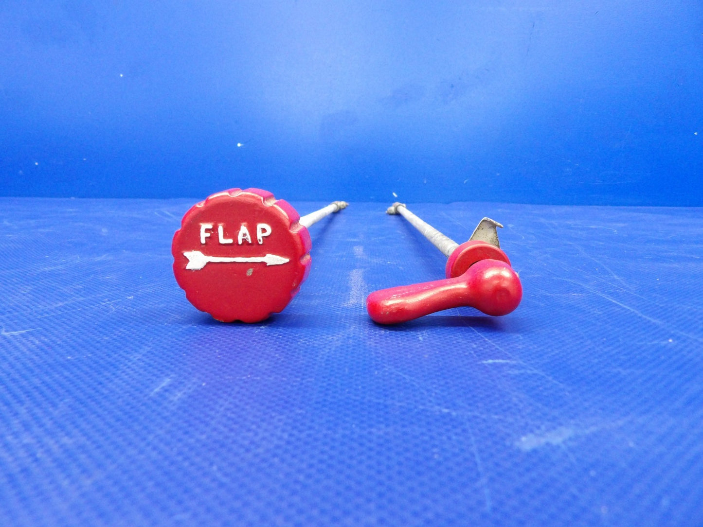 Globe GC-1B Swift Flap Knob, Gear Lever, And Tubes P/N 11-532-1865 (0226-503)1