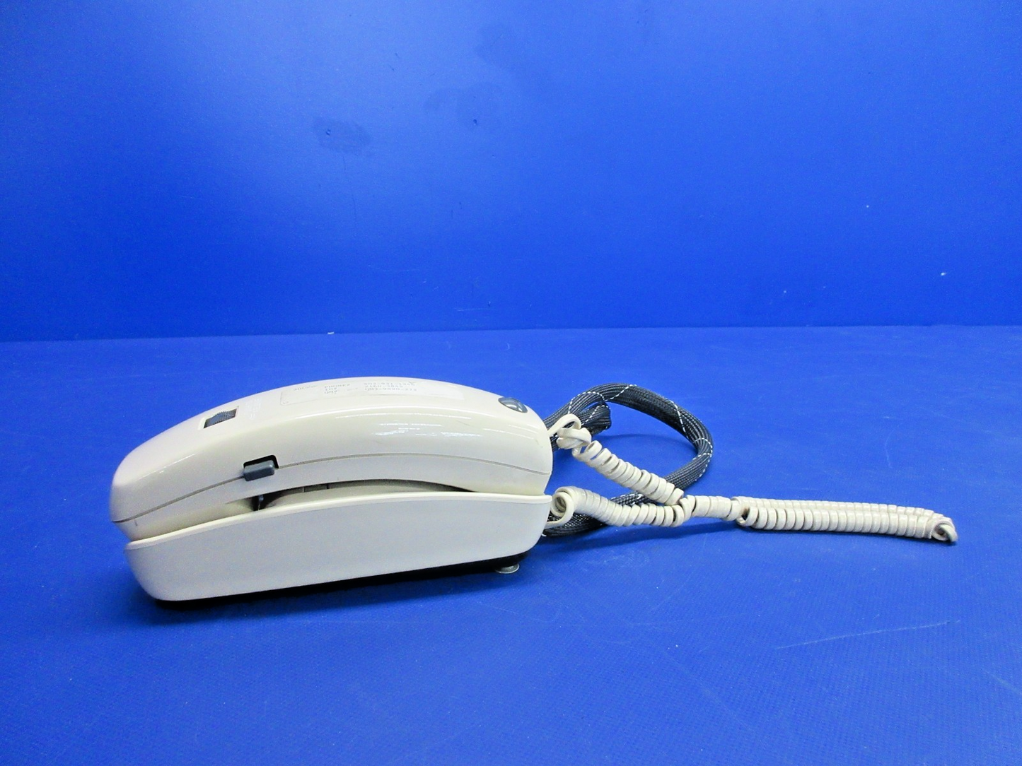 Allied Signal Flitefone Cabin Phone Control Unit 400-0123-110 (0426-770)3