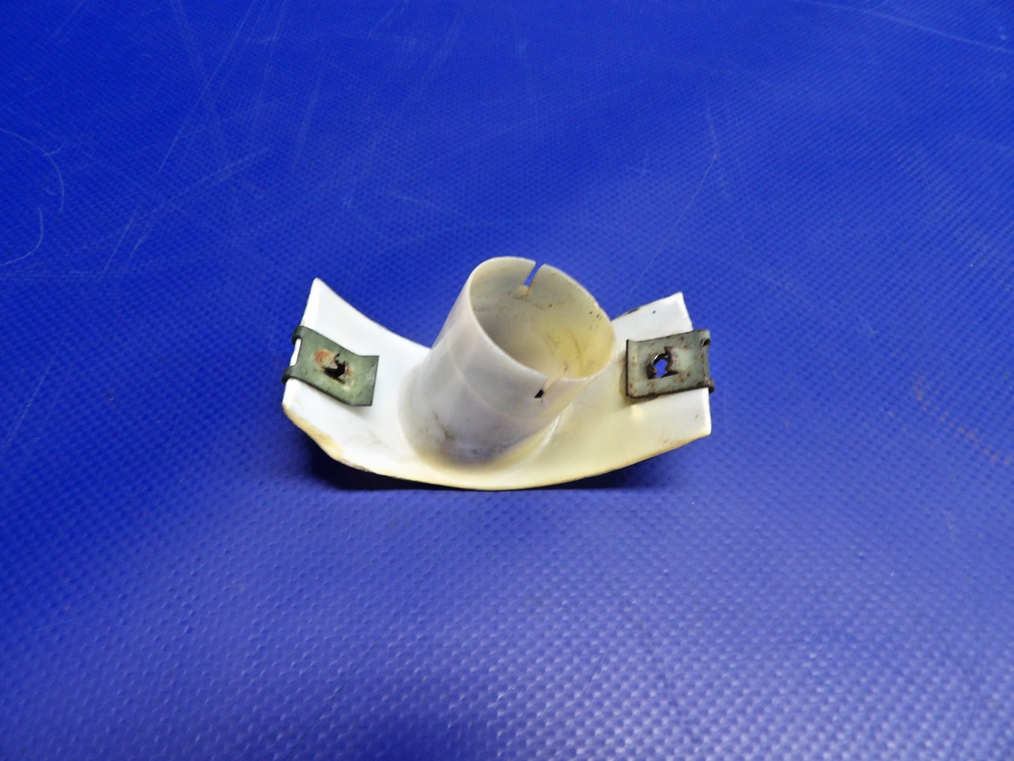 Cessna 172 / 172G Cabin Fresh Air Vent Adapter P/N 0700325-1 (0326-1217)2