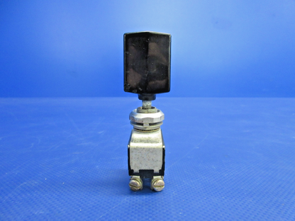 Cessna 172 / 172M Flap Position Switch P/N MS25201-5 (0826-725)5