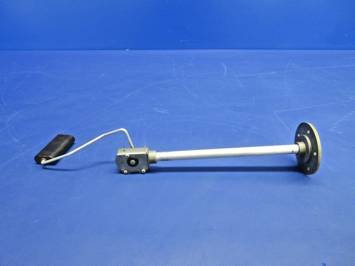 Cirrus SR22 RH OTBD Fuel Level Transmitter P/N 13467-002 TESTED (0926-731)5